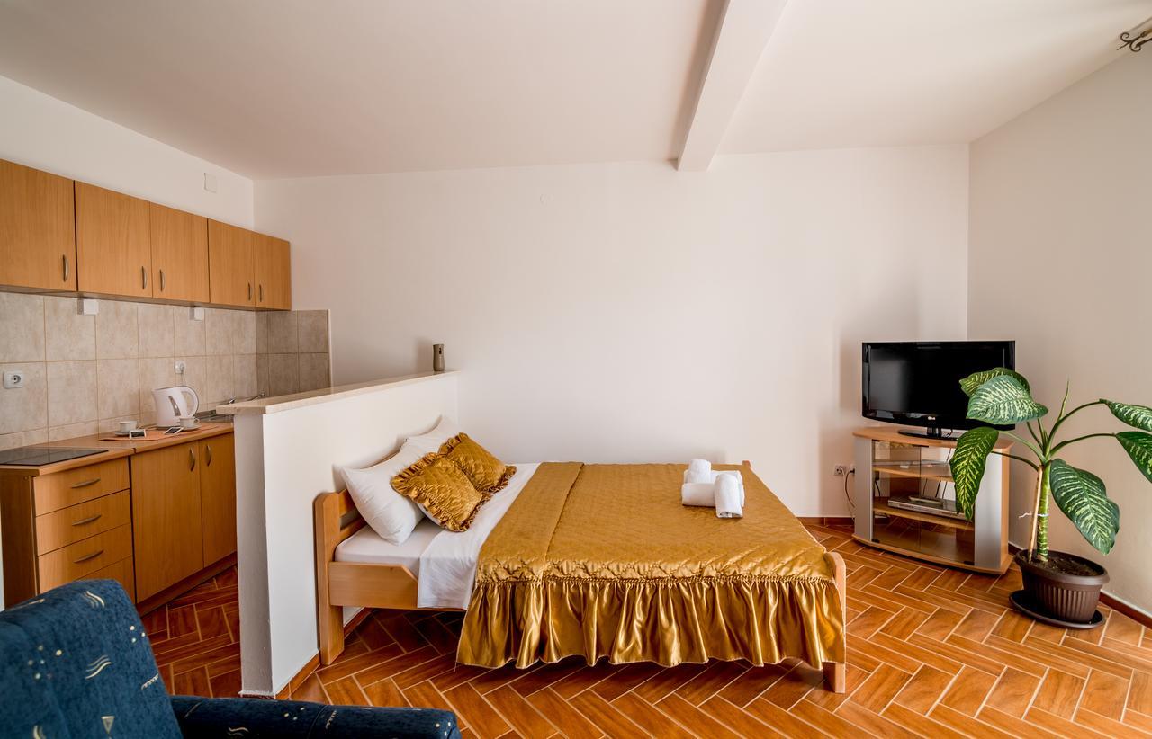 Bianca Apartments ヘルツェグ・ノヴィ エクステリア 写真