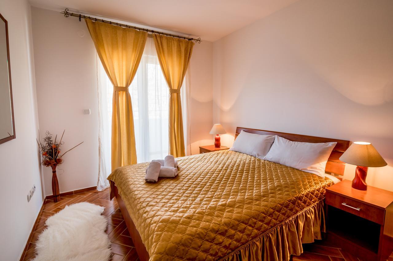 Bianca Apartments ヘルツェグ・ノヴィ エクステリア 写真