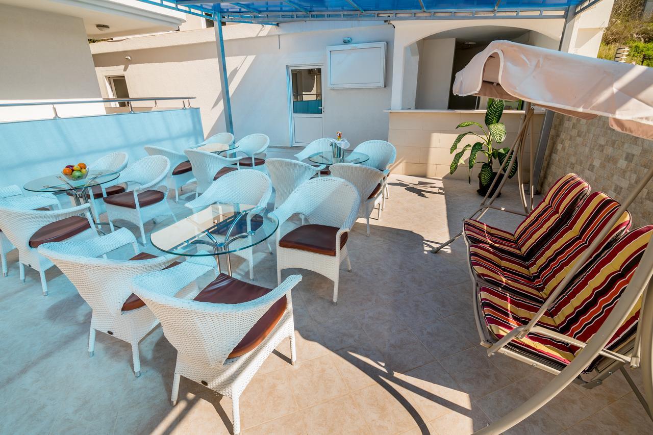 Bianca Apartments ヘルツェグ・ノヴィ エクステリア 写真