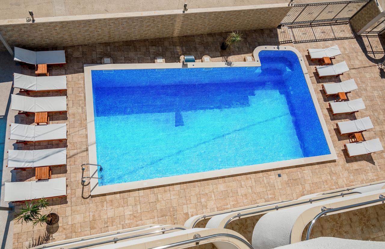 Bianca Apartments ヘルツェグ・ノヴィ エクステリア 写真