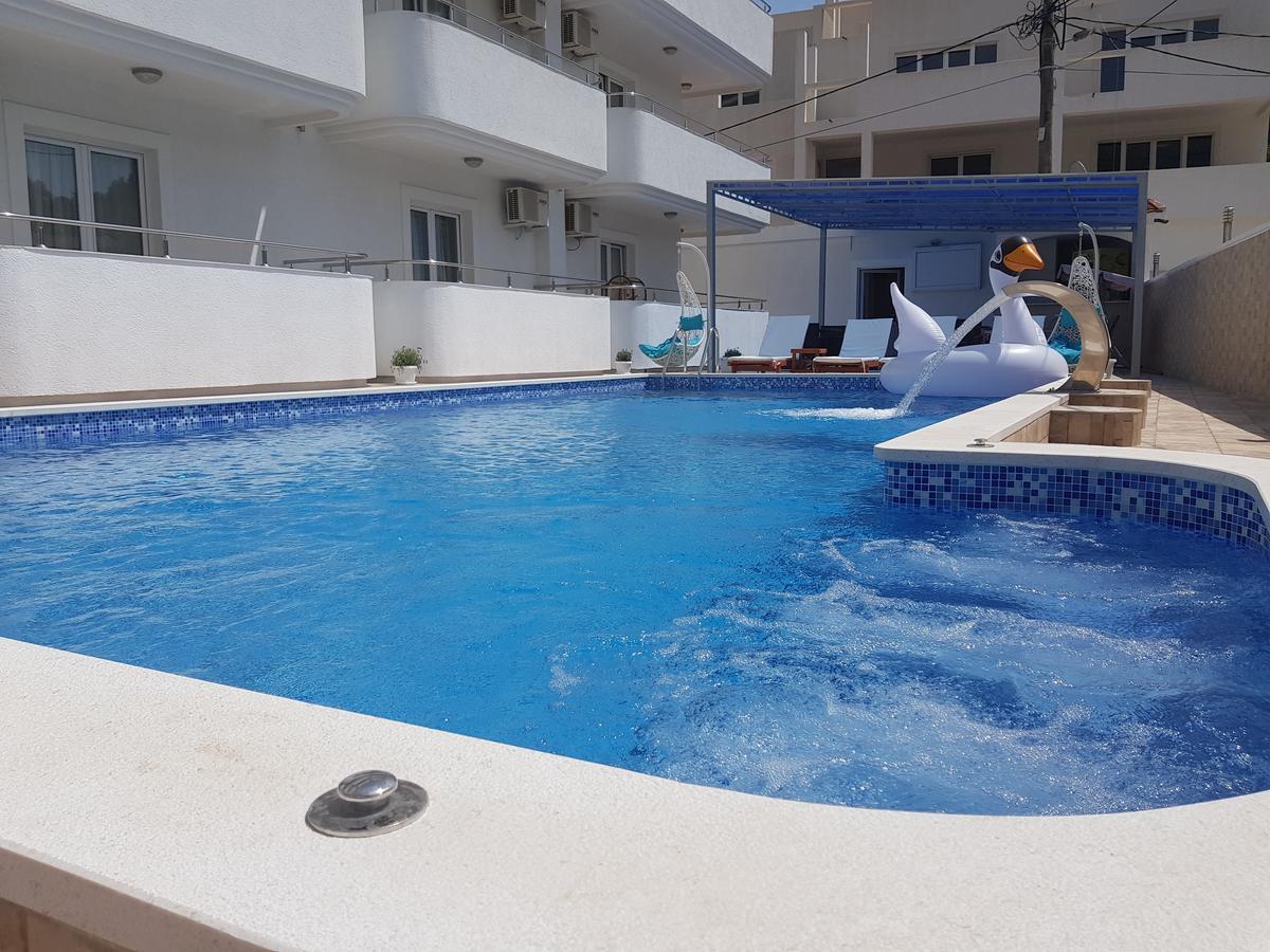 Bianca Apartments ヘルツェグ・ノヴィ エクステリア 写真